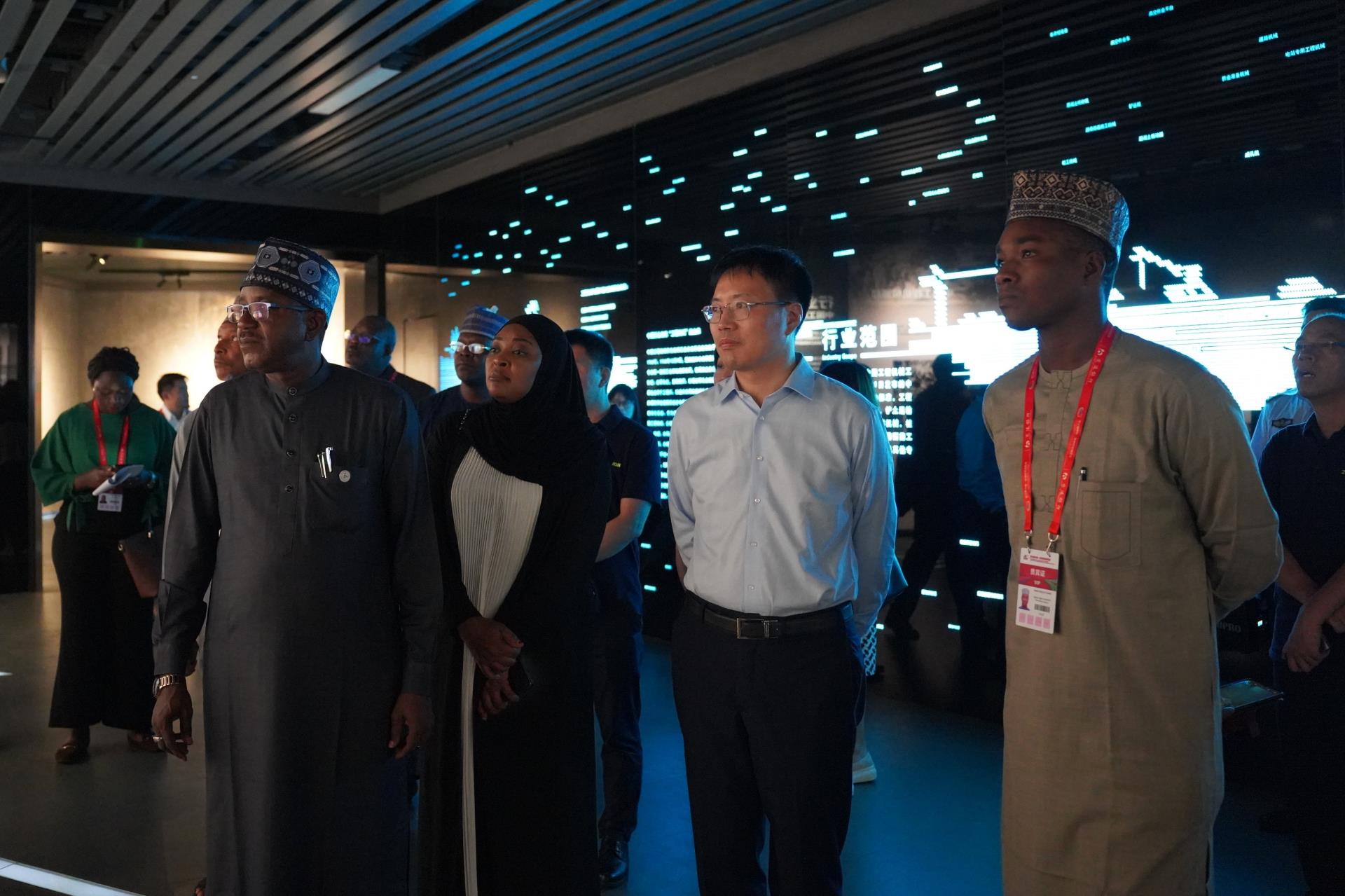 东升国际官网-钻营健全,你我一路成长