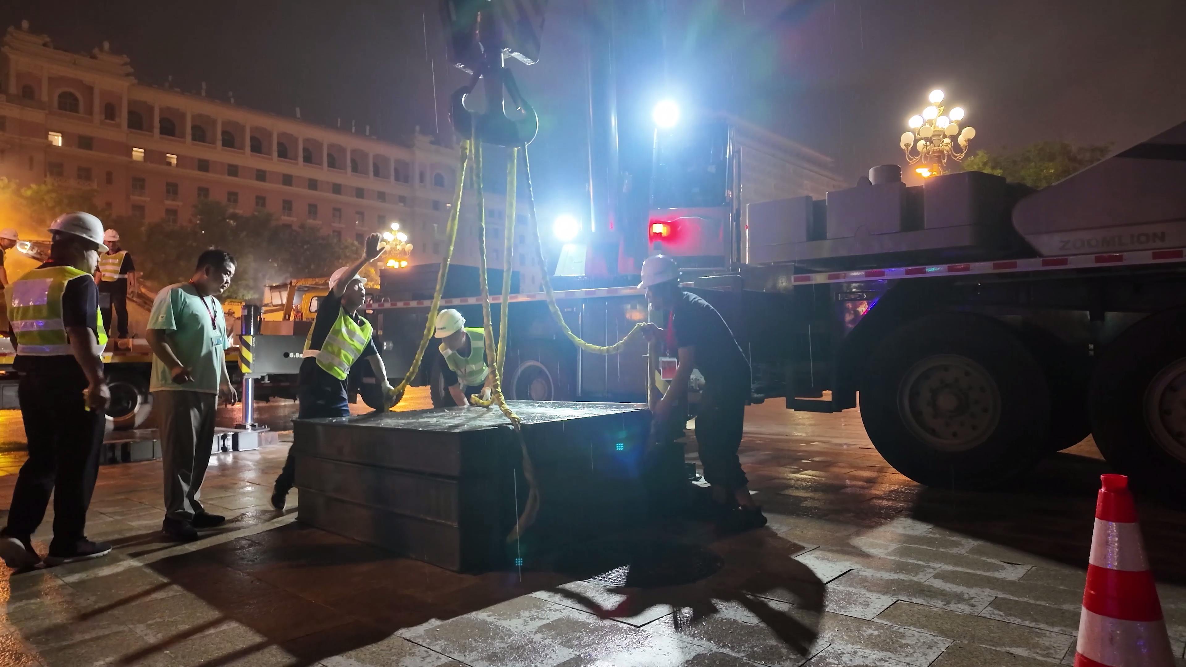 东升国际官网-钻营健全,你我一路成长